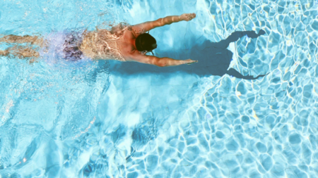 Muscoli nel nuoto: quali muscoli si allenano a stile libero, rana, dorso e farfalla